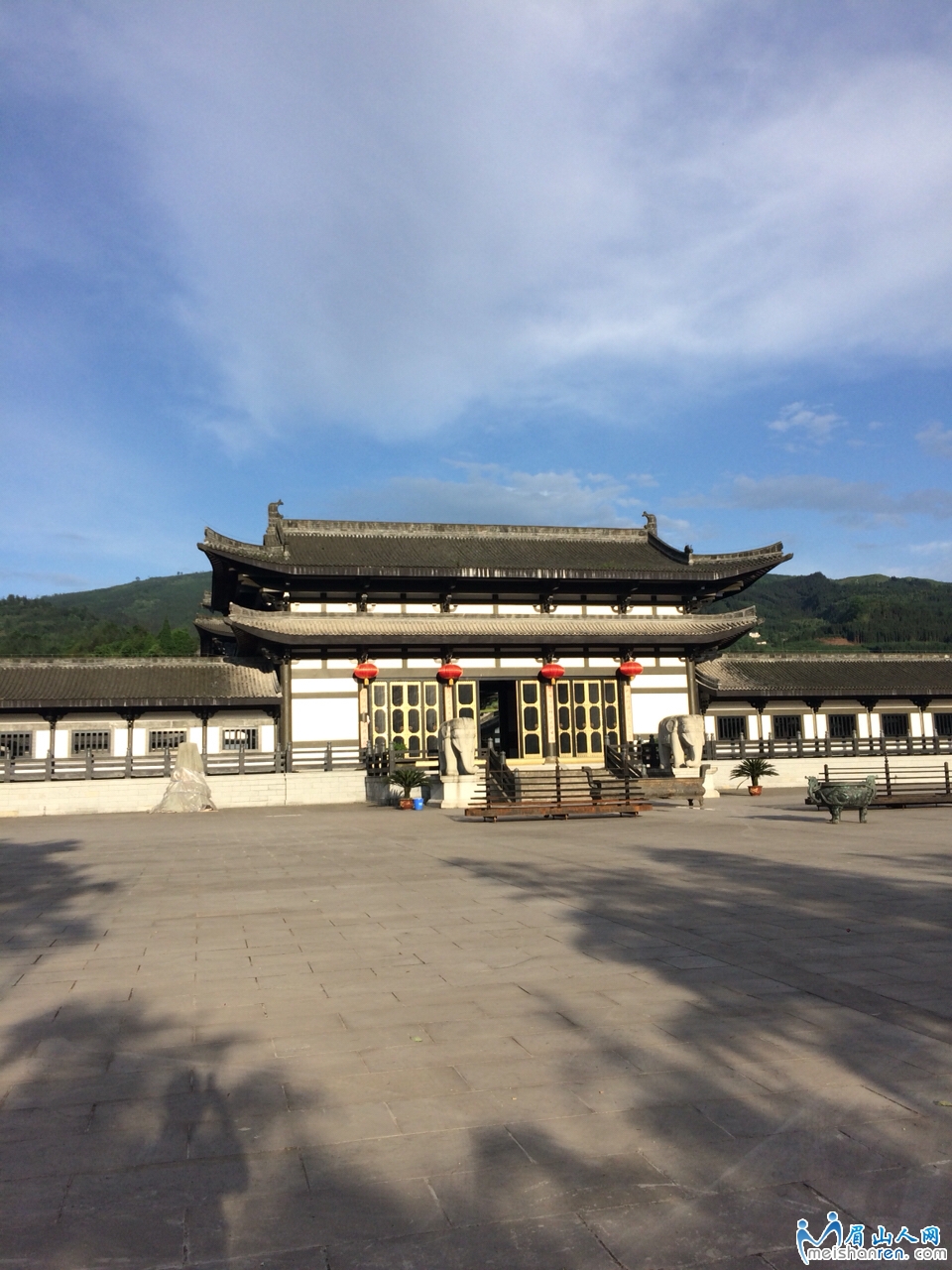 柳江古镇光明寺,气势恢弘令人惊叹-洪雅县人民政府