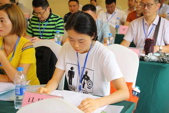 4.大家迅速进入学习状态