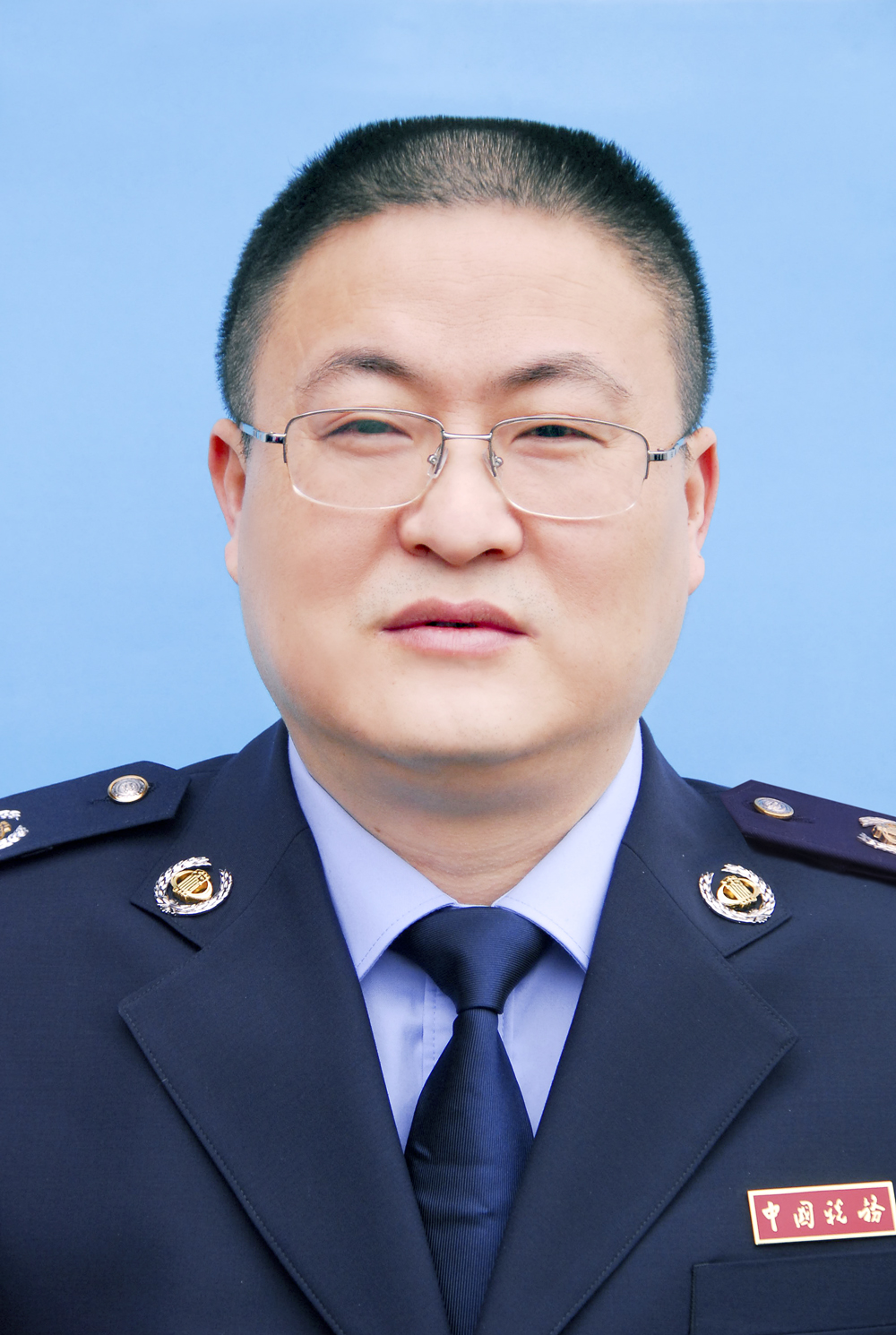 肖 雷 区税务局党委委员,副局长分管税政一股,税政二股,征收管理股